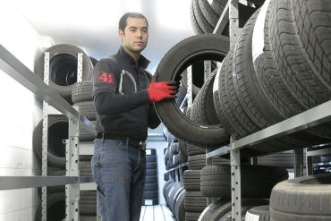 Occasion et Sécurité : Priorité aux Pneus Neufs! 📈